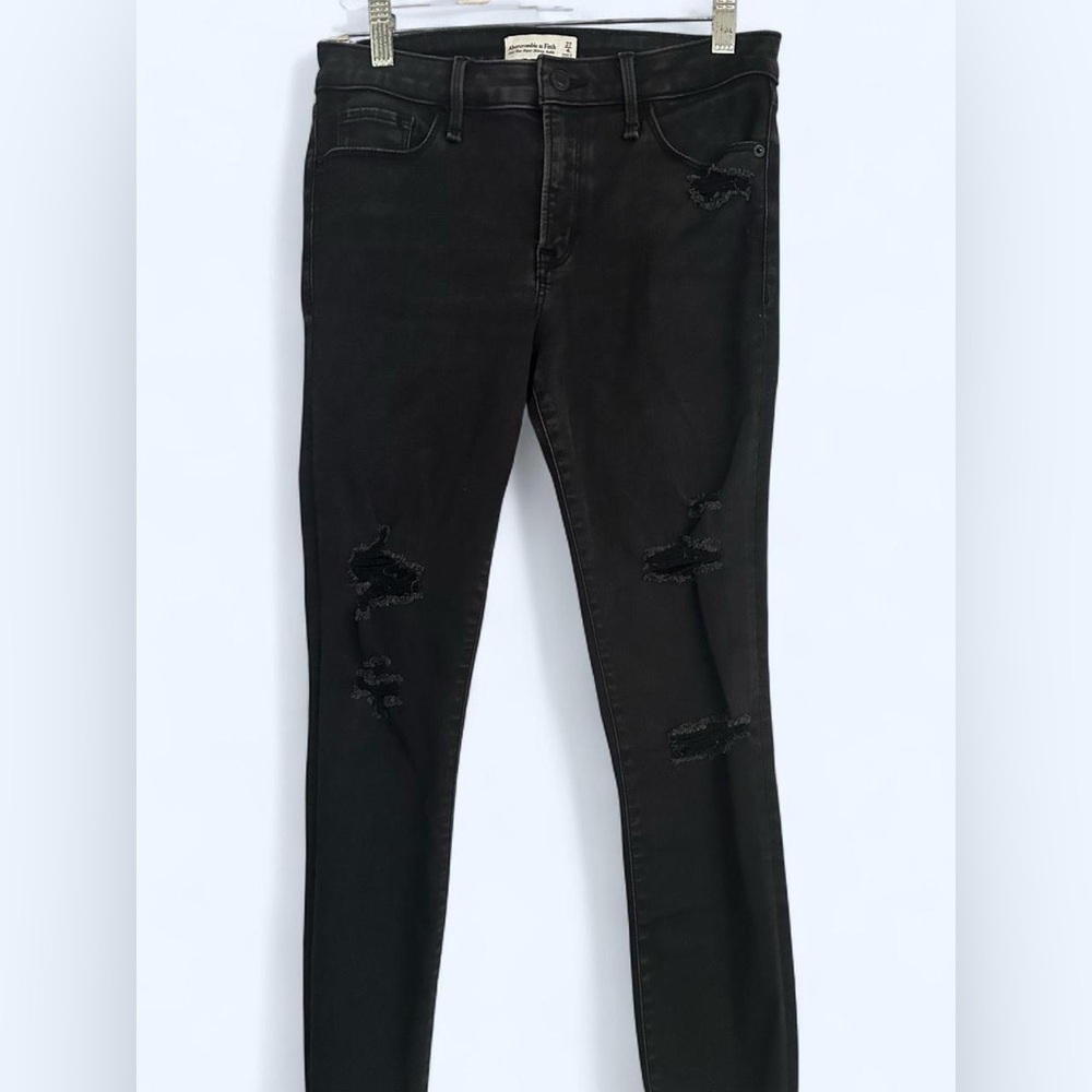 Abercrombie & Fitch Black Mid Rise Super Skinny Ankle Distressed Jeans size 27-4